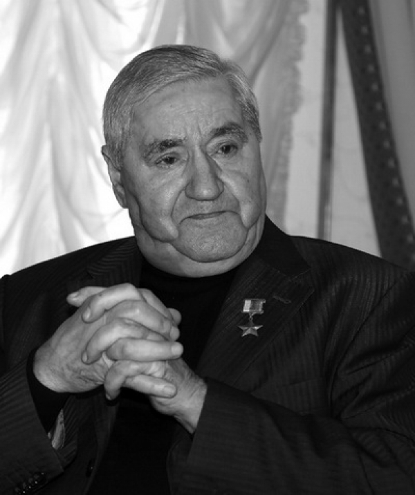 А.М. КОЗЛОВ 