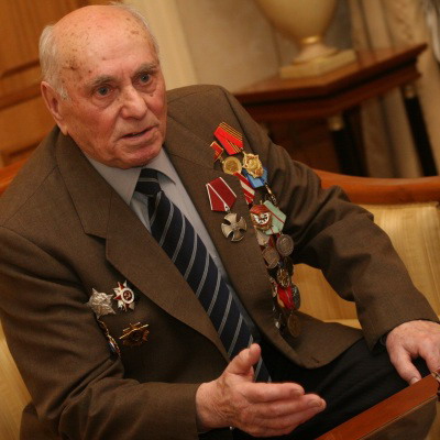 "Полковник Вихрь" возвращается        