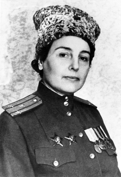 Две достойно прожитые жизни         